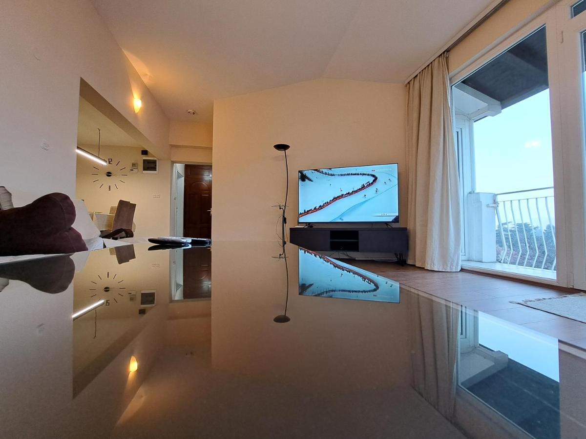 Appartamento Skopje Panorama Esterno foto