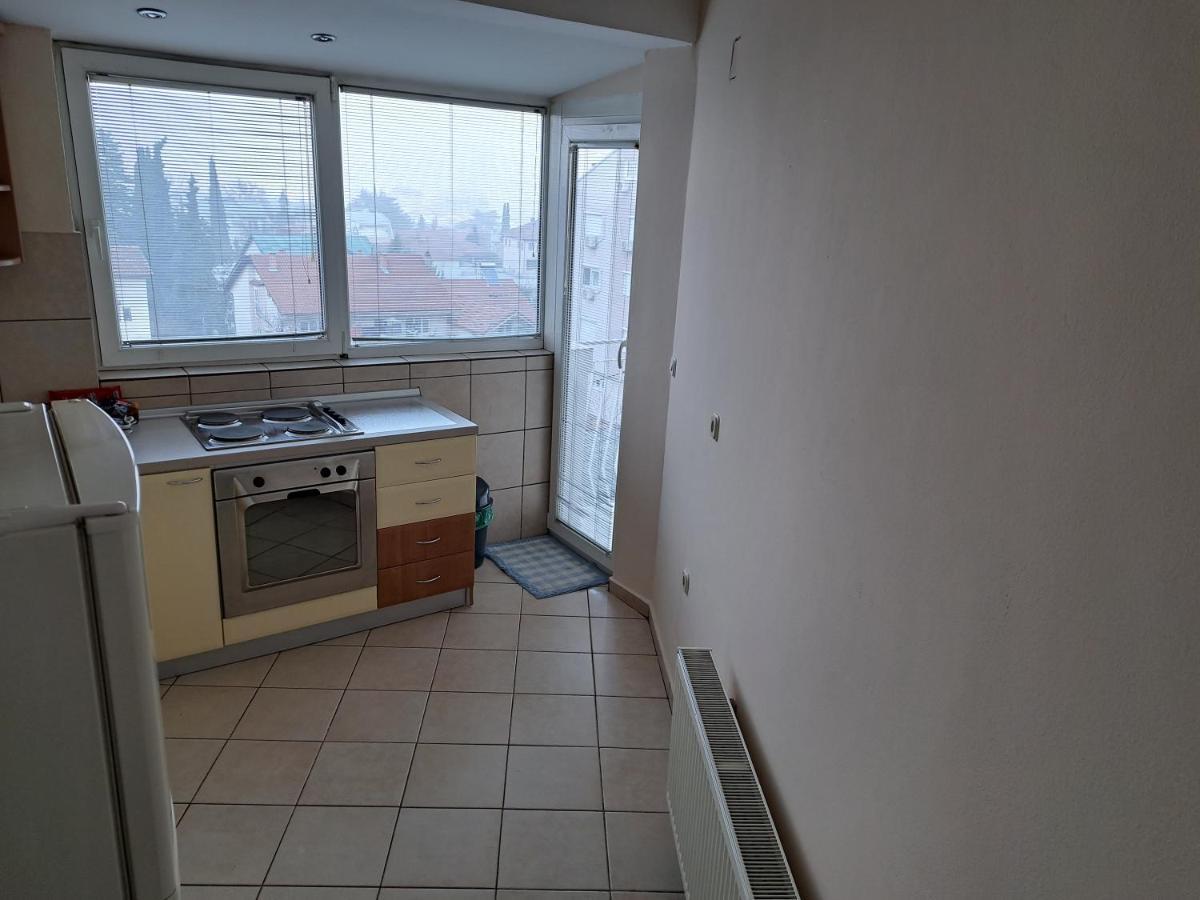 Appartamento Skopje Panorama Esterno foto